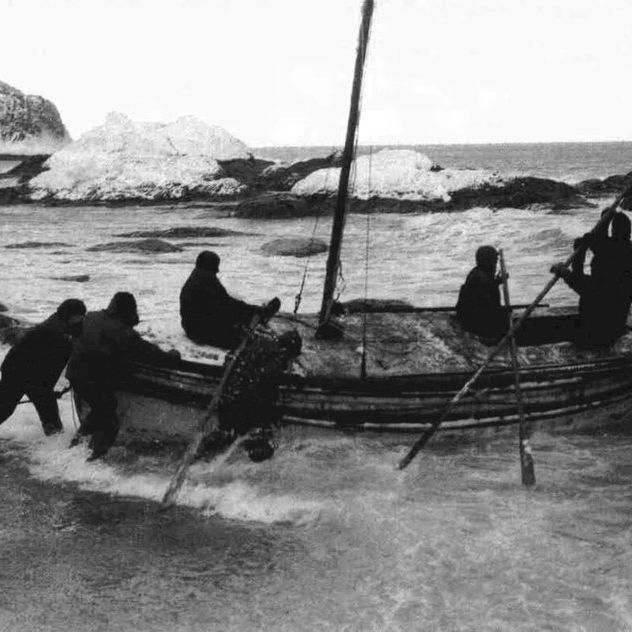 Launch of the James Caird, 1916