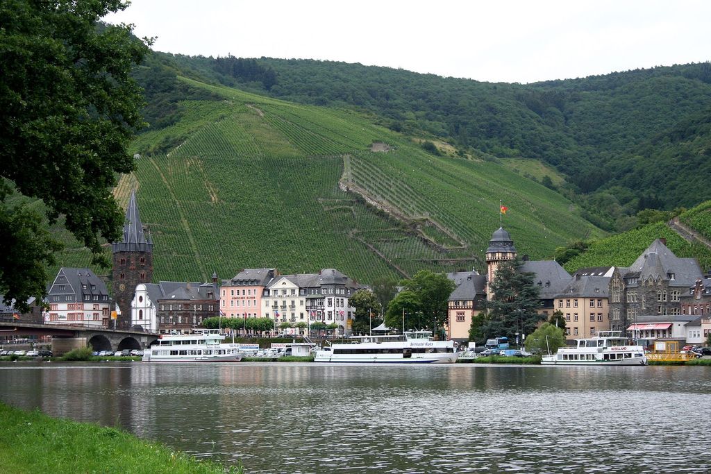 Bernkastel-Kues and its vineyard slopes on the Mosel